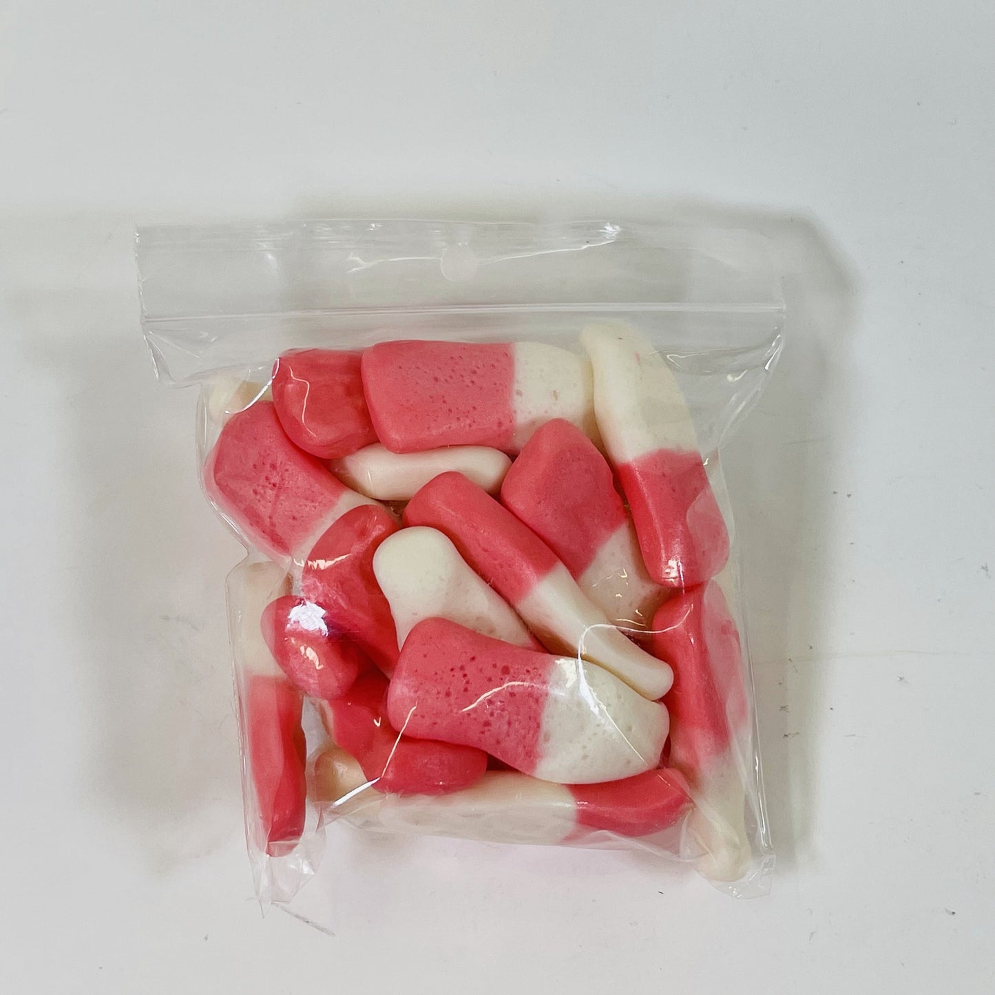 STRAWBERRY FROSTY